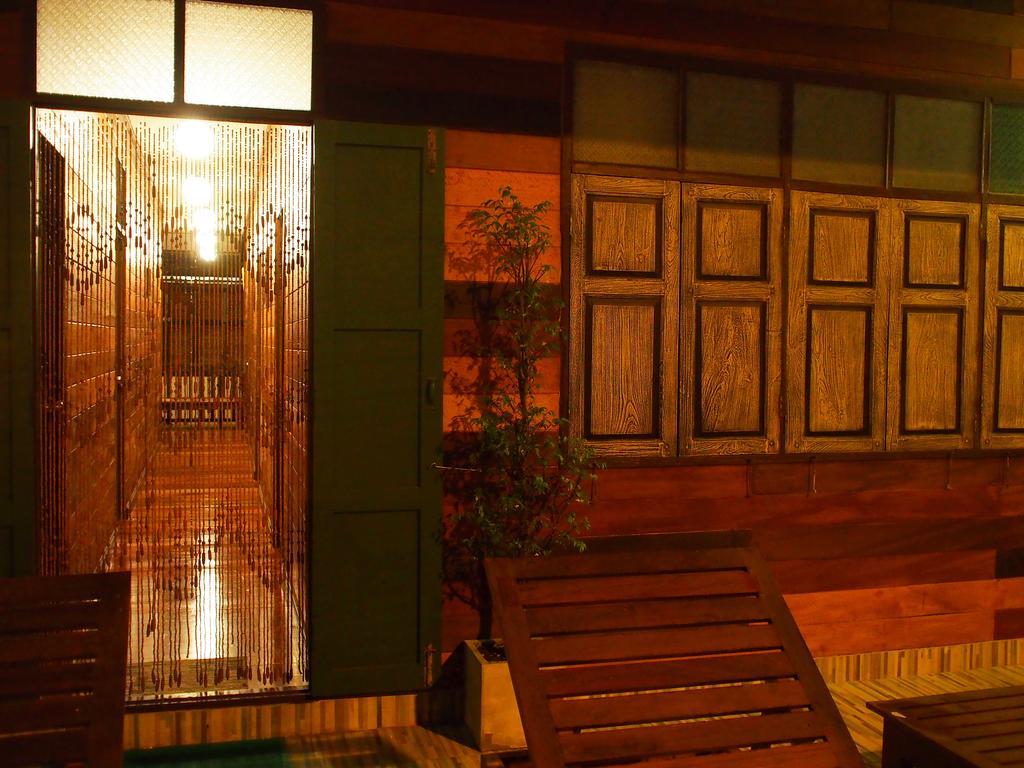Chommuang Guest House Phra Nakhon Si Ayutthaya Exterior foto